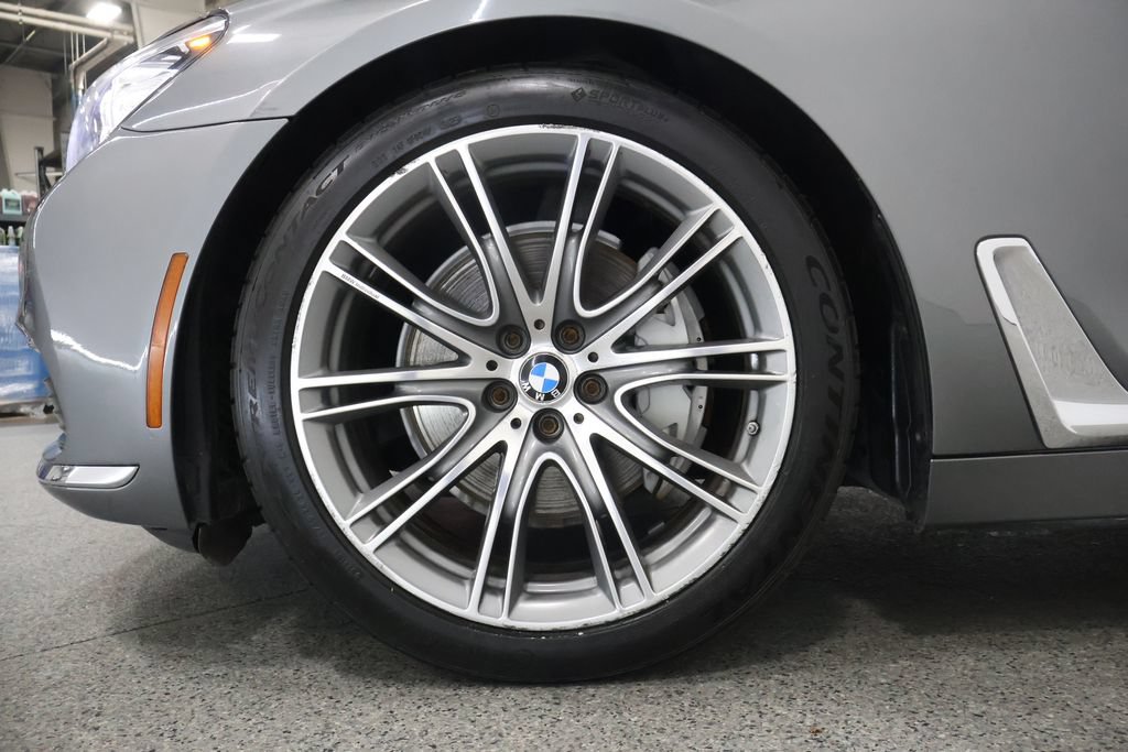 Used 2018 BMW 740i RWD image 5