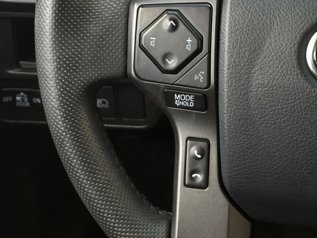 Used 2019 Toyota Tacoma TRD Off-Road AWD/4WD image 14
