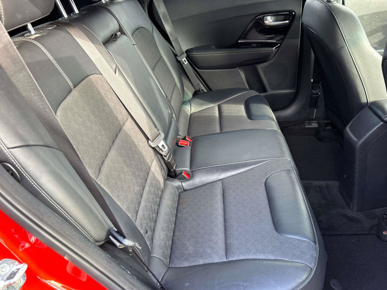 Used 2022 Kia Niro LXS FWD image 20