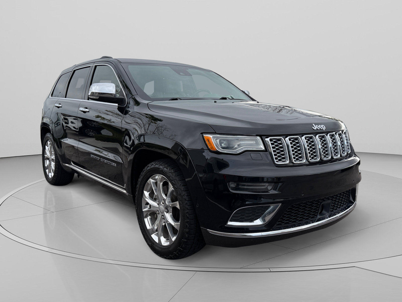 Used 2019 Jeep Grand Cherokee Summit image 7