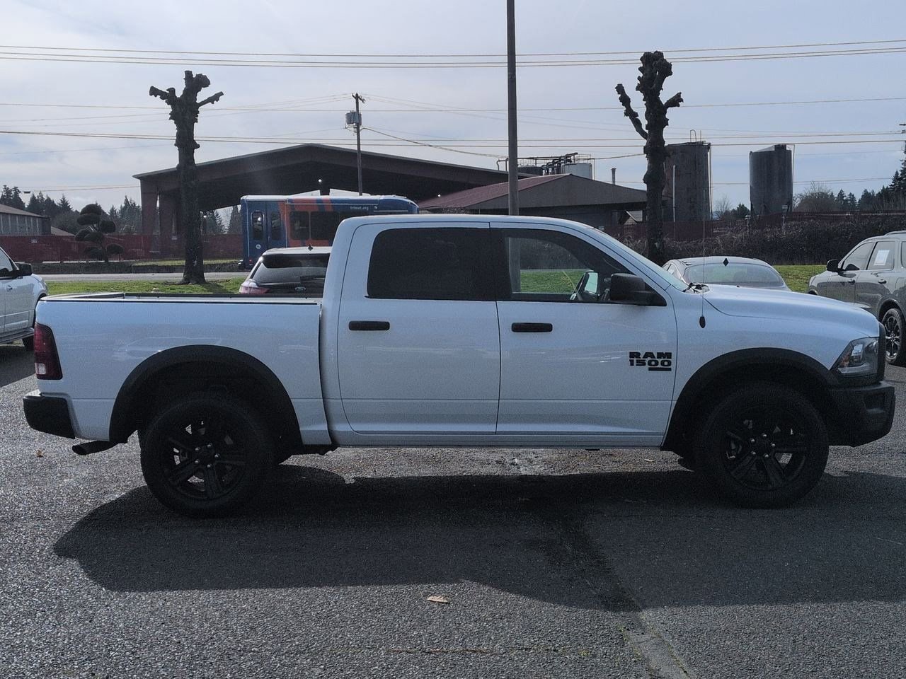 Used 2022 RAM 1500 Classic Warlock AWD/4WD image 6