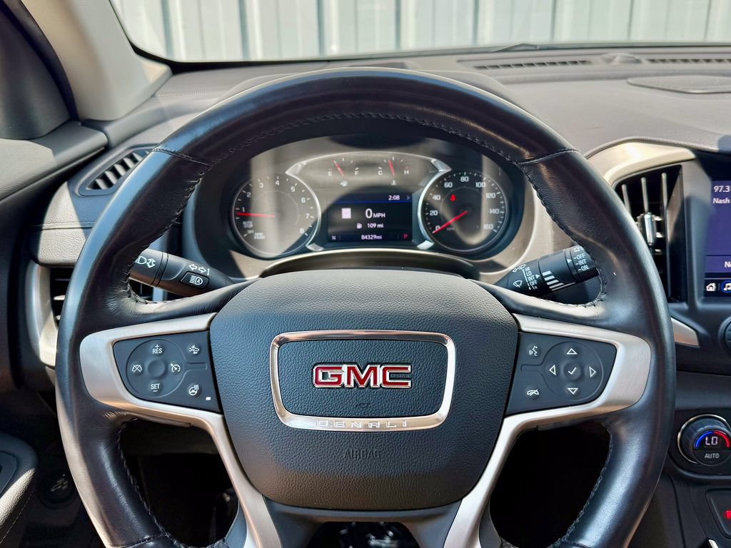 Used 2020 GMC Terrain Denali w/ Denali Premium Package AWD/4WD image 24