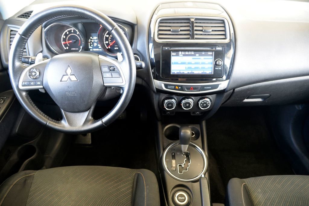 Used 2015 Mitsubishi Outlander Sport SE image 17