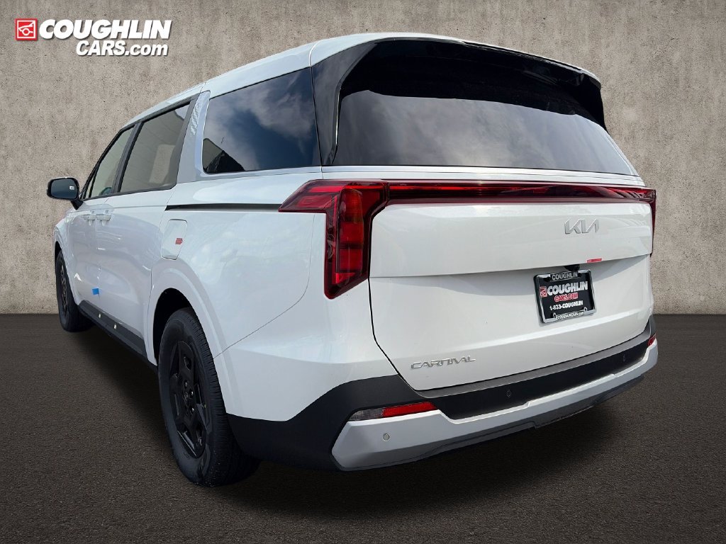 New 2027 Kia Carnival FWD image 5