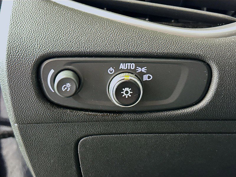 Used 2023 Chevrolet Malibu LT image 10