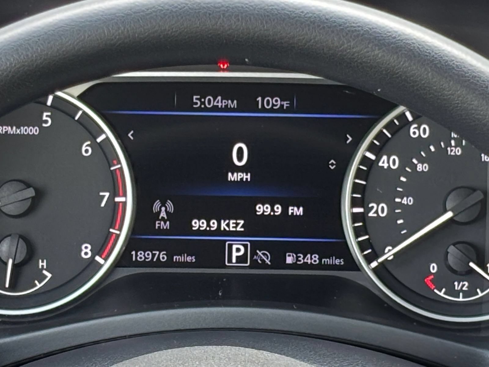 Used 2025 Nissan Sentra SV FWD image 38