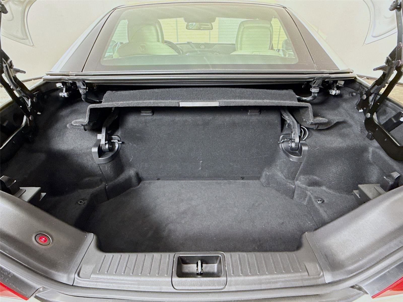 Used 2018 Mercedes-Benz SL 550 image 21