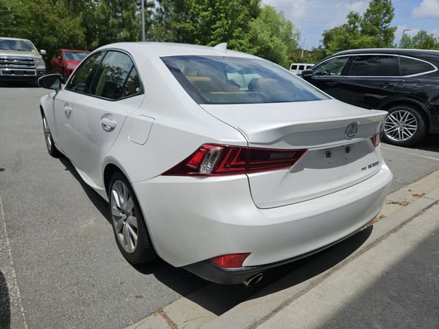 Used 2016 Lexus IS 300 AWD image 10