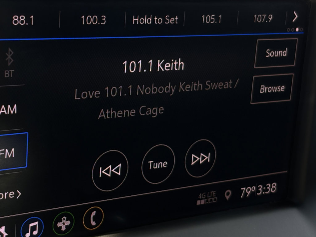 Used 2020 Chevrolet Camaro LT image 6