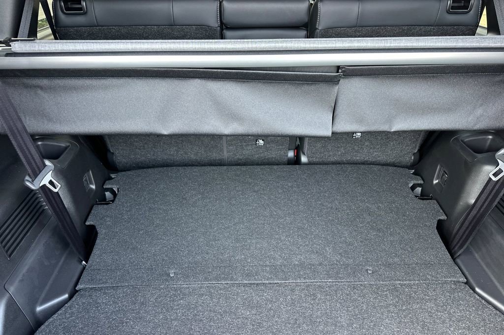 New 2025 Mitsubishi Outlander SE image 16