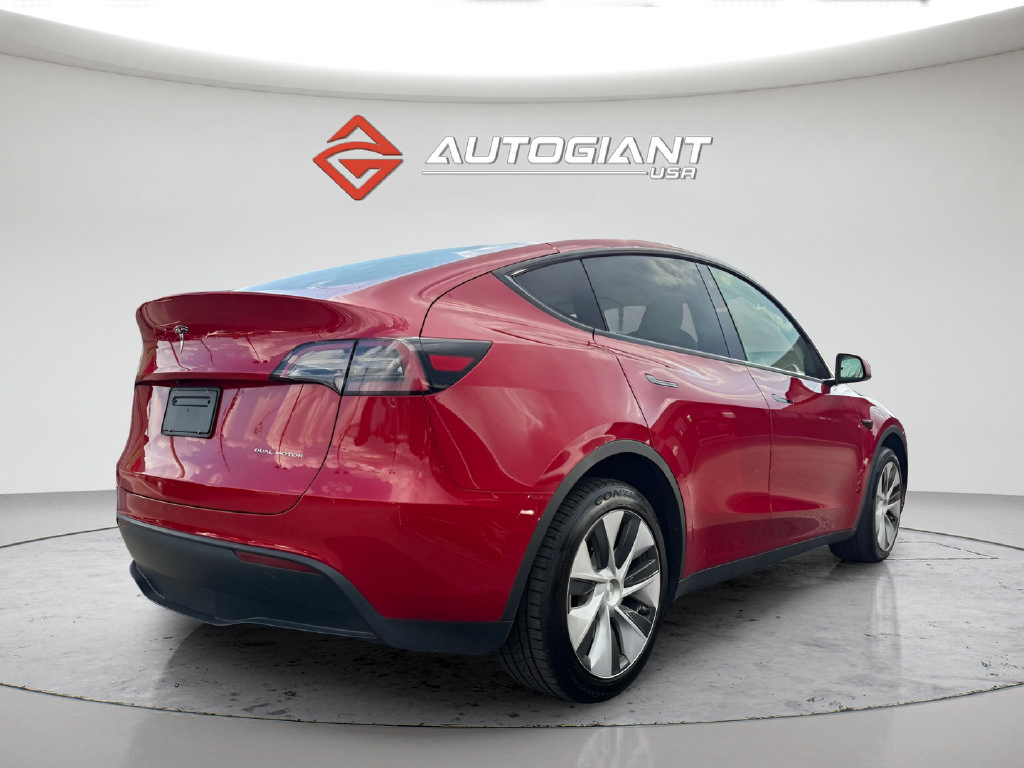 Used 2023 Tesla Model Y Long Range AWD/4WD image 13