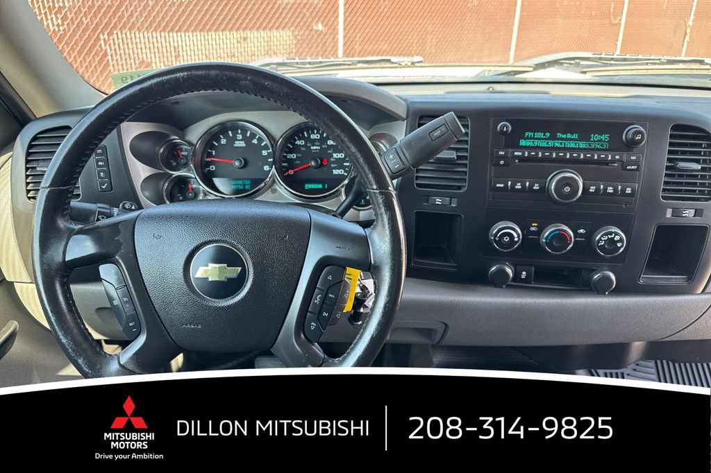 Used 2014 Chevrolet Silverado 2500 W/T AWD/4WD image 14