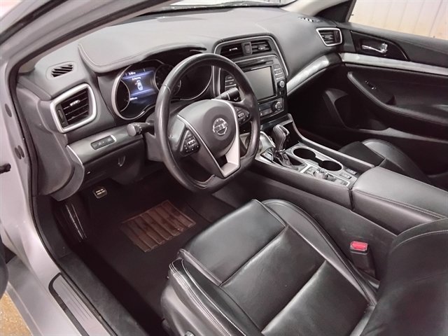 Used 2020 Nissan Maxima 3.5 SV w/ Floor Mat Group image 10