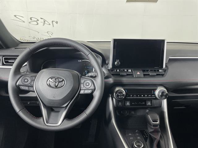 New 2025 Toyota RAV4 SE image 13