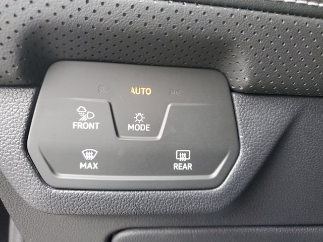 New 2026 Volkswagen Atlas SE FWD image 31