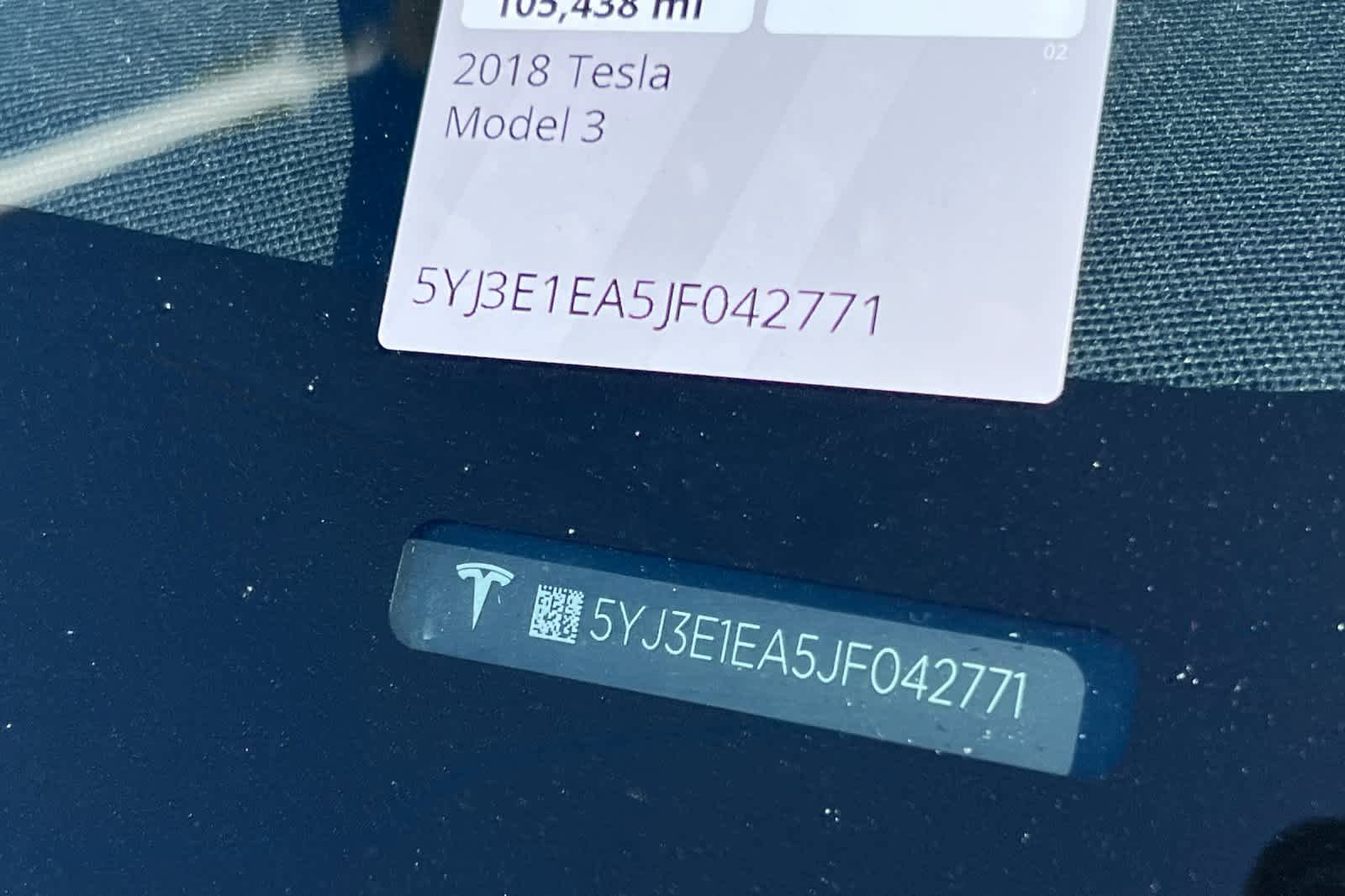 Used 2018 Tesla Model 3 Long Range RWD image 22