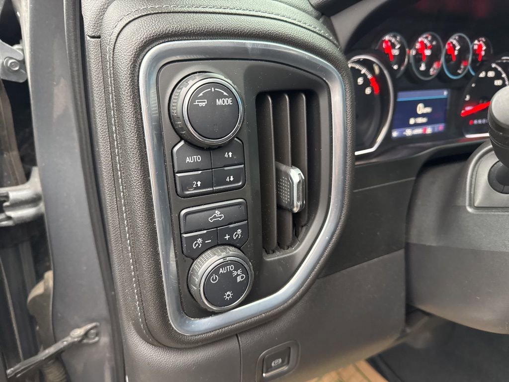 Certified 2020 Chevrolet Silverado 1500 LT w/ All-Star Edition image 31