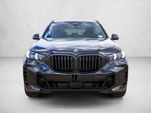 New 2026 BMW X5 xDrive40i w/ M Sport Package AWD/4WD image 2