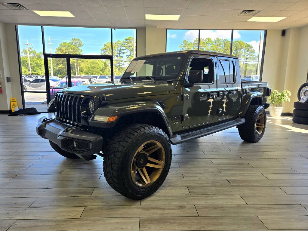 Used 2022 Jeep Gladiator Sport image 3