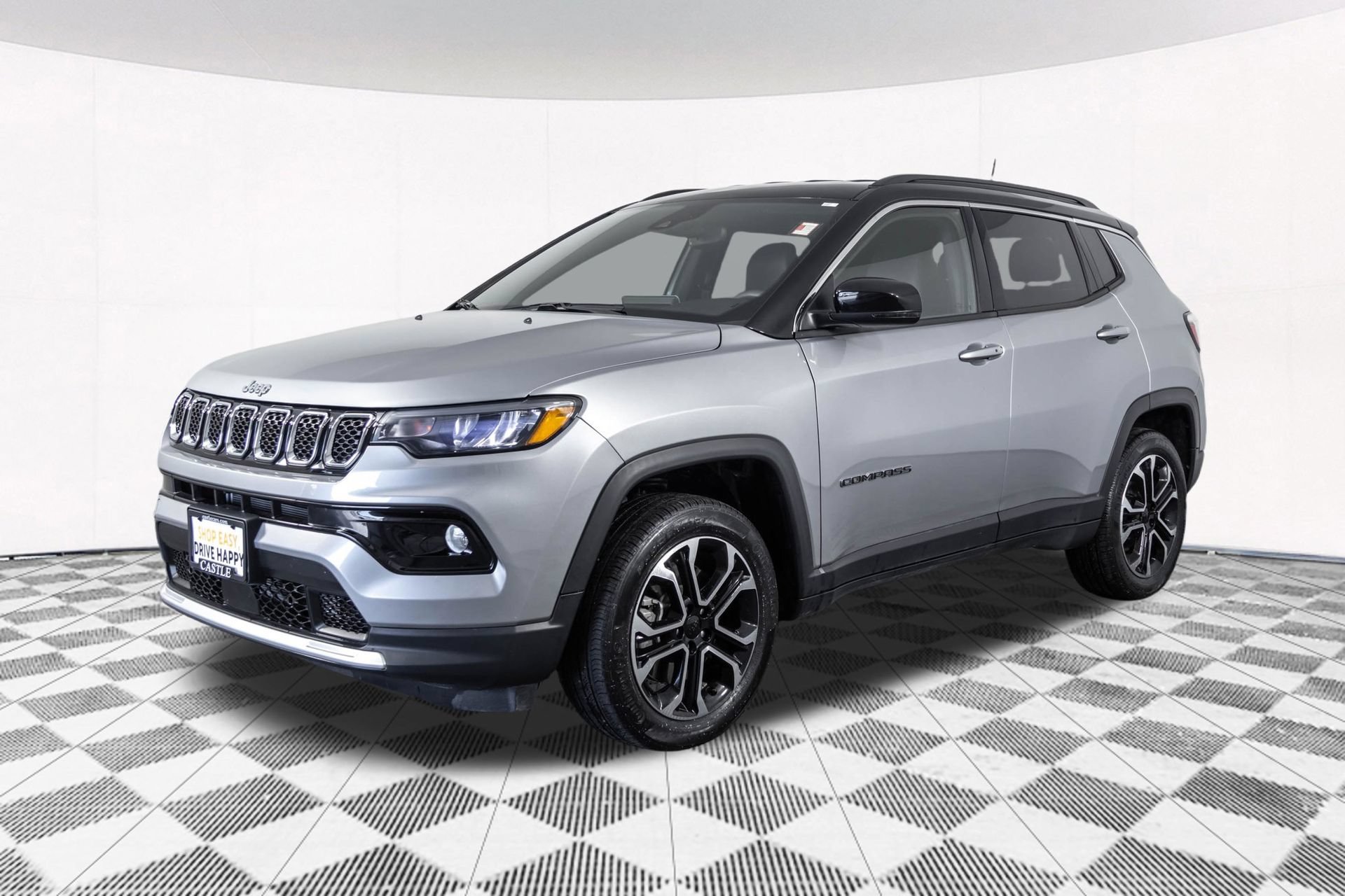 Used 2023 Jeep Compass Limited AWD/4WD image 13