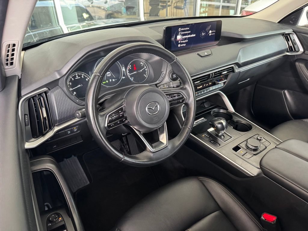 Used 2025 MAZDA CX-90 3.3 Turbo w/ Select Package AWD/4WD image 3