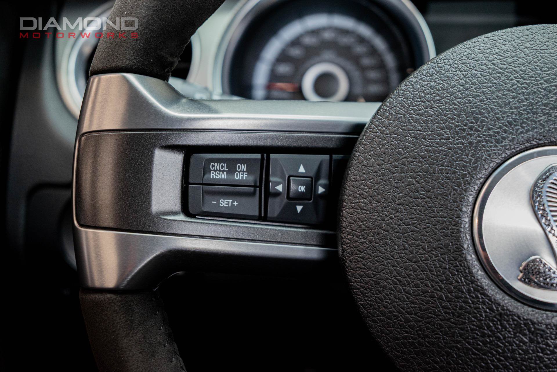 Used 2013 Ford Mustang Shelby GT500 RWD image 95