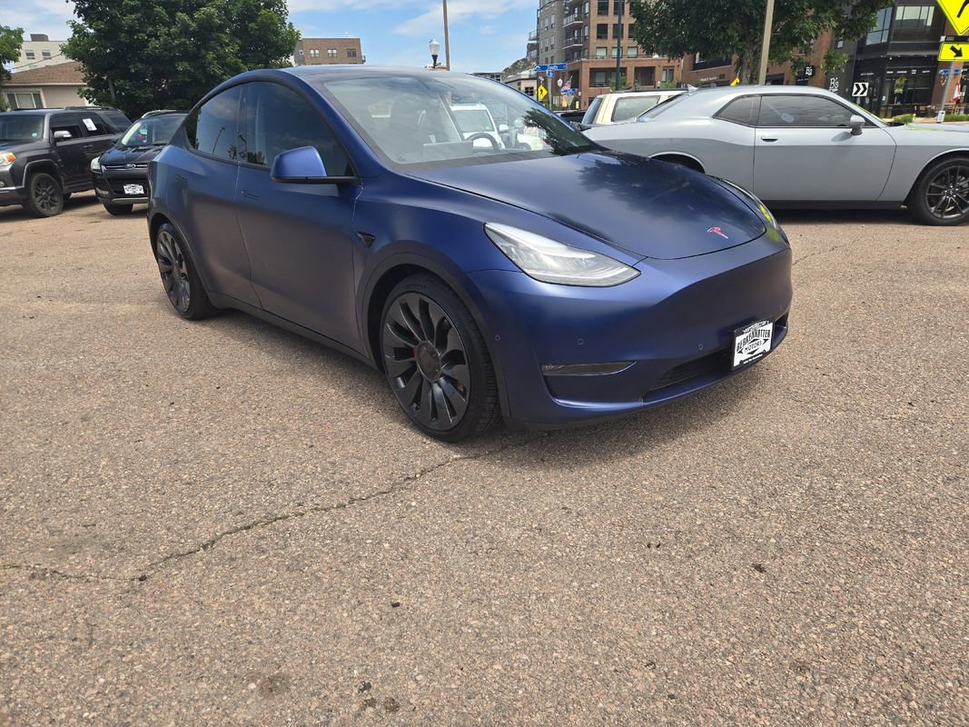Used 2020 Tesla Model Y Long Range image 13