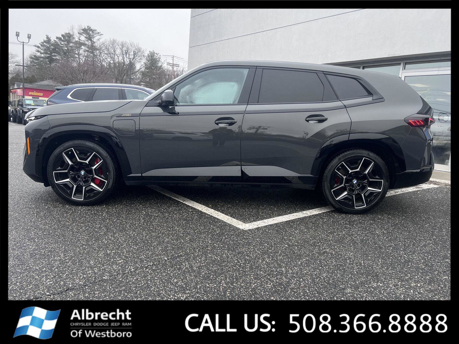 Used 2023 BMW XM image 2