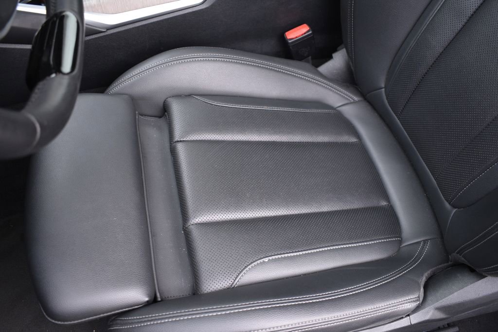 Used 2025 BMW 430i Coupe w/ Premium Package RWD image 12