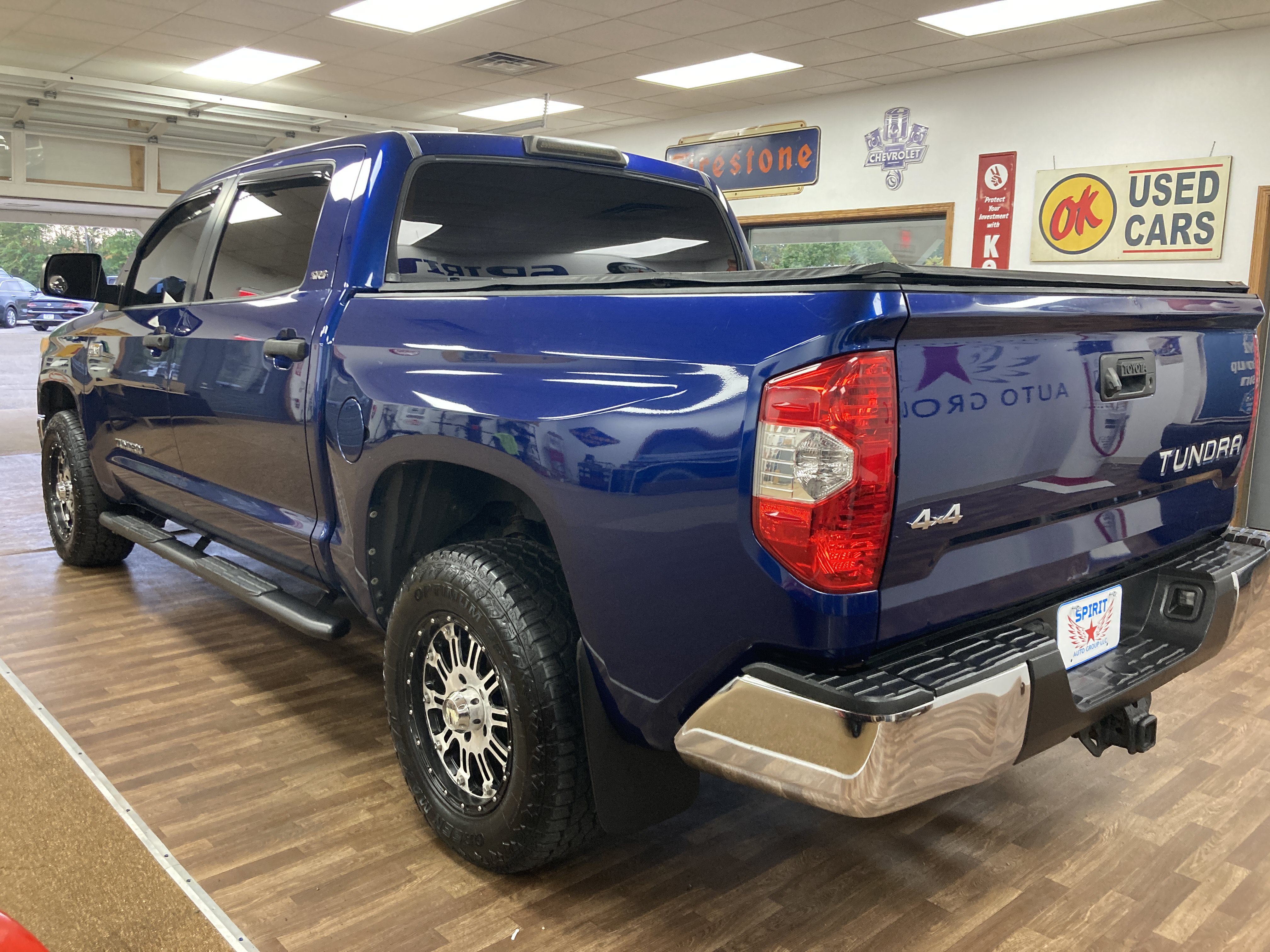 Used 2014 Toyota Tundra SR5 w/ SR5 Upgrade Package AWD/4WD image 7