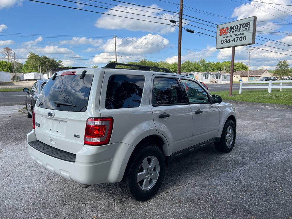 Used 2010 Ford Escape XLT FWD image 4