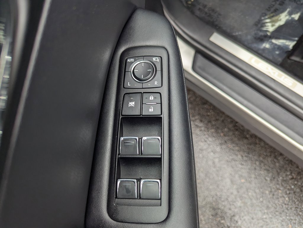 Used 2022 Lexus RX 350 AWD w/ Premium Package image 14