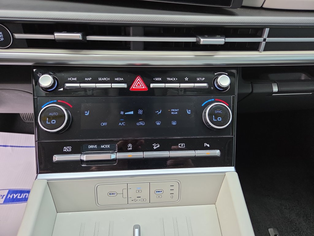 New 2026 Hyundai Santa Fe SEL FWD image 26
