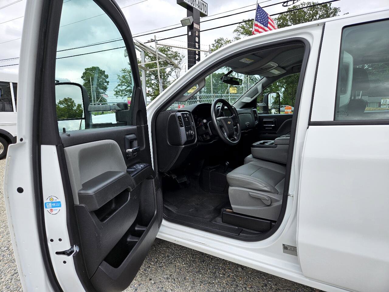 Used 2019 Chevrolet Silverado 2500 W/T image 16