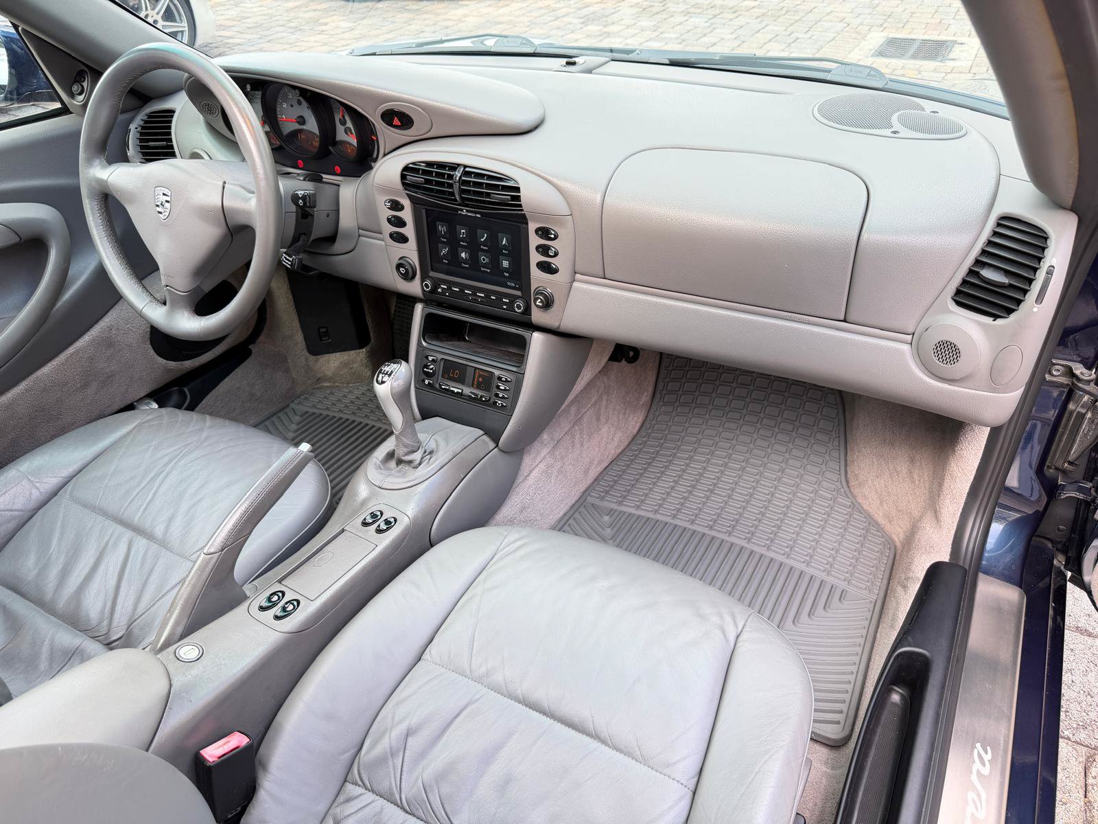 Used 2000 Porsche 911 Carrera RWD image 49