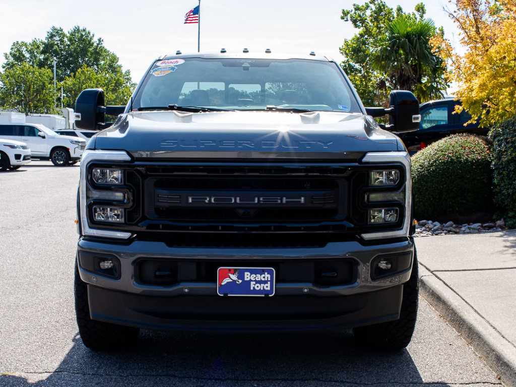 Used 2025 Ford F250 Lariat w/ Lariat Ultimate Package AWD/4WD image 2