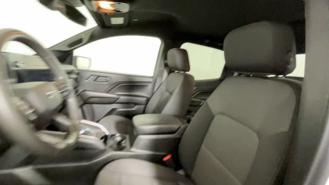 Used 2025 Chevrolet Colorado Trail Boss AWD/4WD image 21