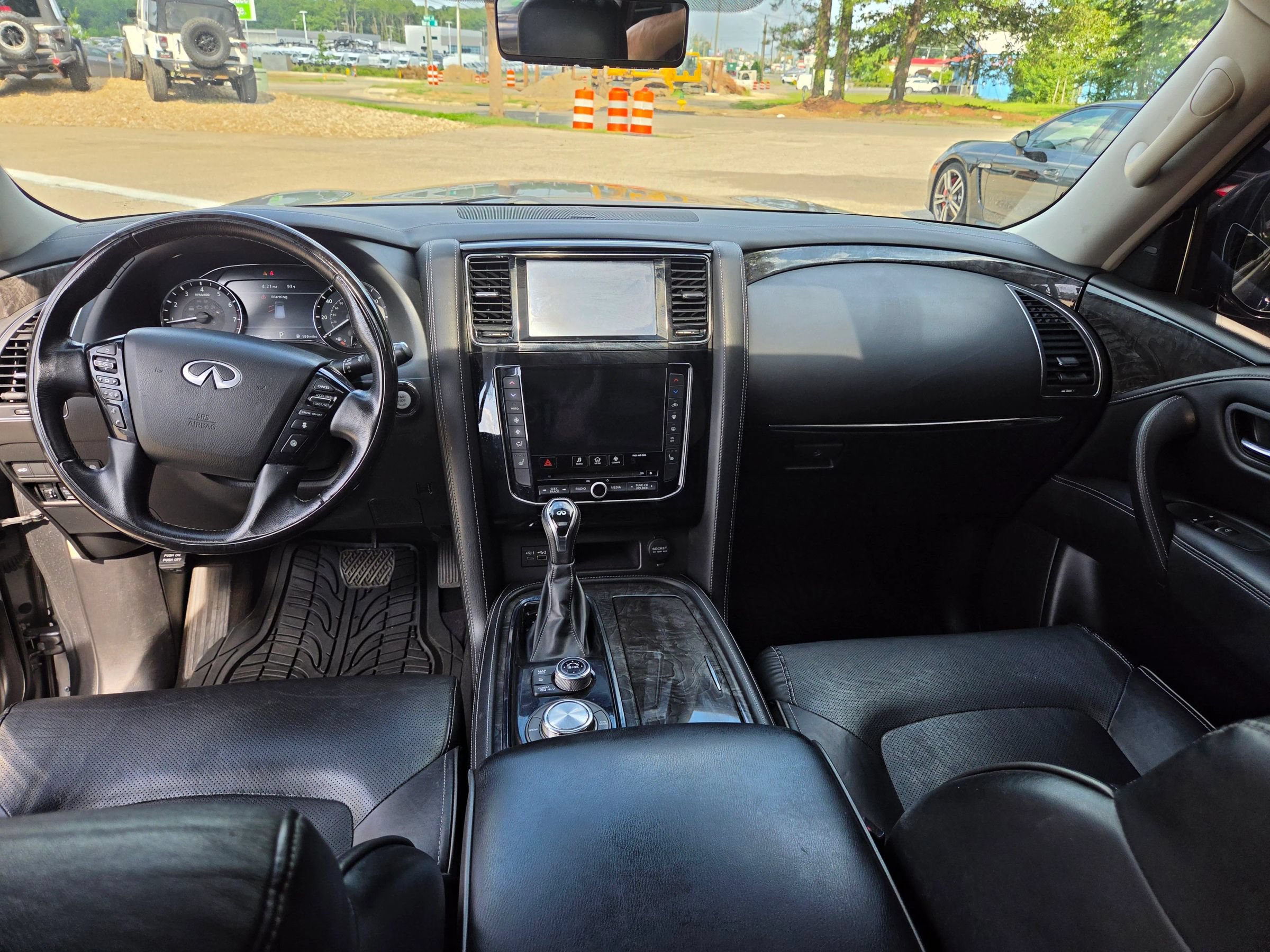 Used 2020 INFINITI QX80 Luxe w/ Proassist Package AWD/4WD image 30