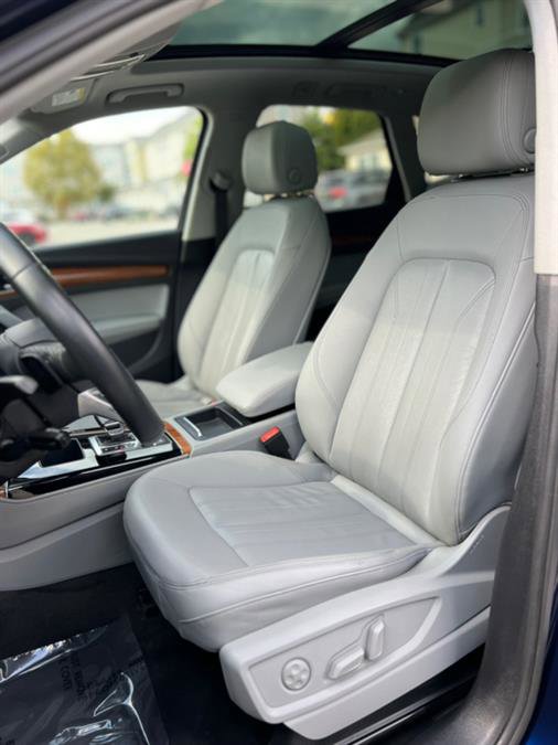 Used 2022 Audi Q5 2.0T Premium Plus w/ Premium Plus Package image 31