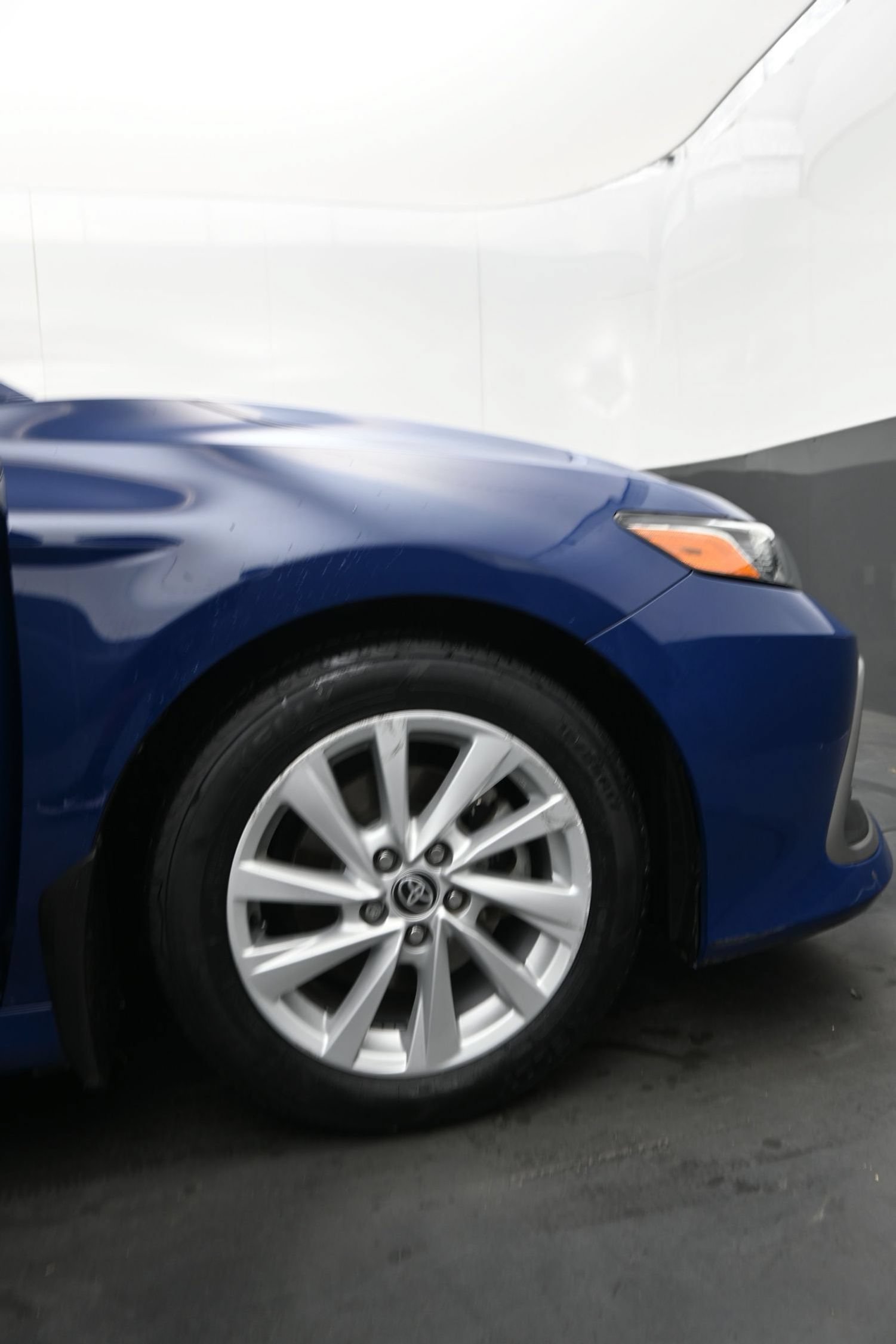 Used 2023 Toyota Camry LE FWD image 11