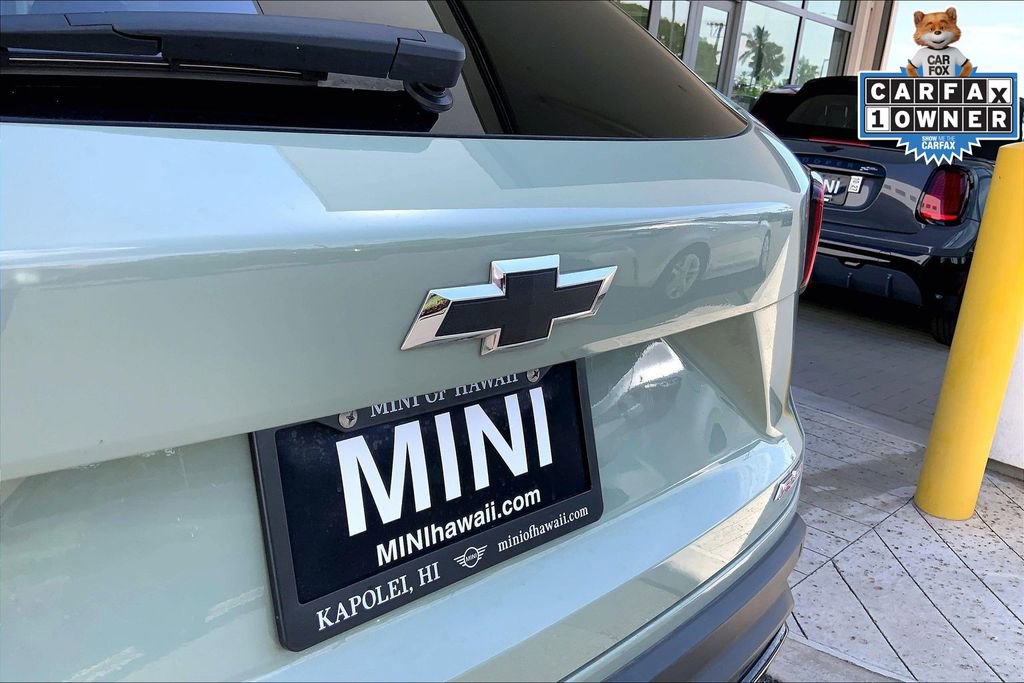 Used 2024 Chevrolet Trax RS w/ Sunroof Package FWD image 28