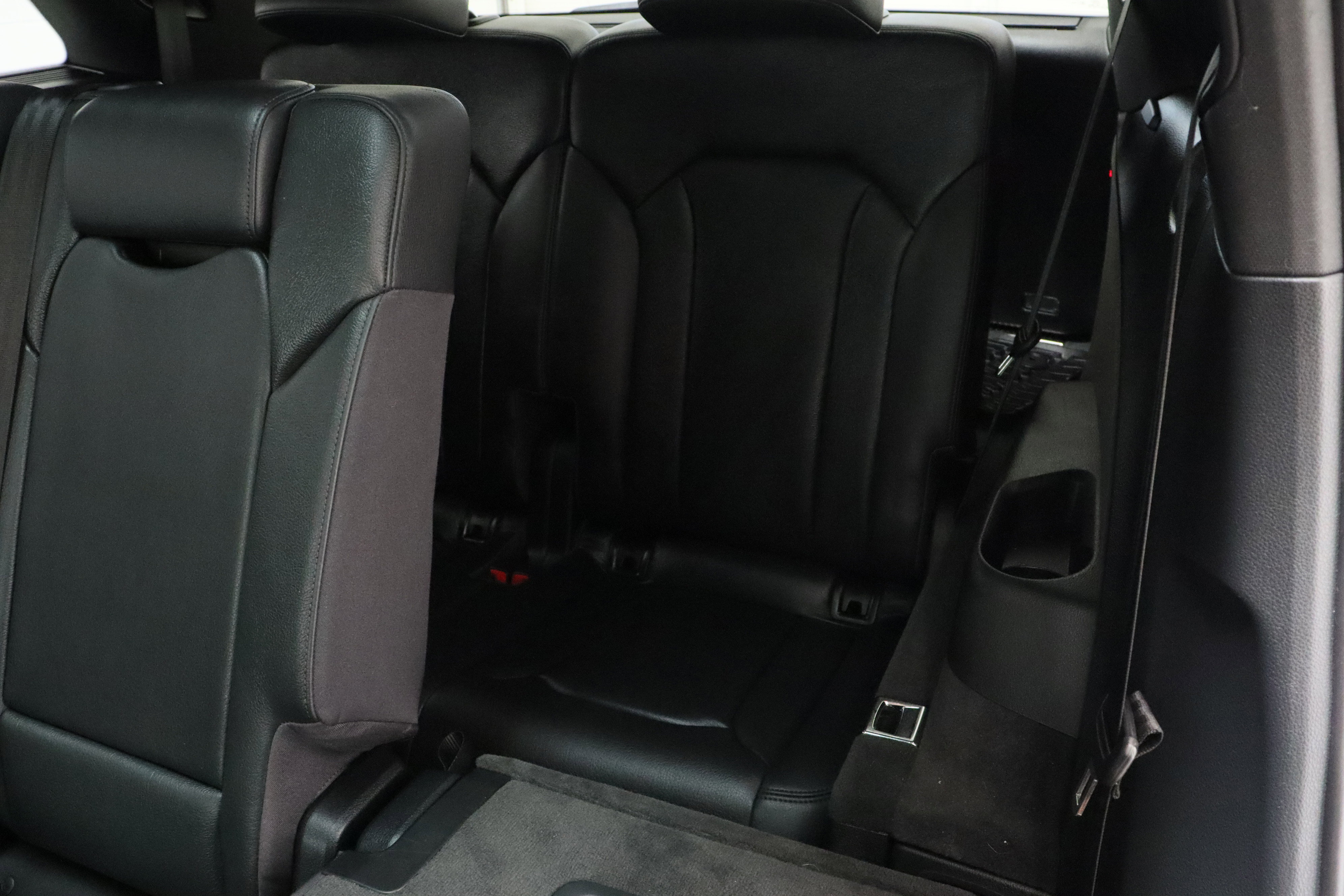 Used 2017 Audi Q7 3.0T Prestige w/ Prestige Package AWD/4WD image 35
