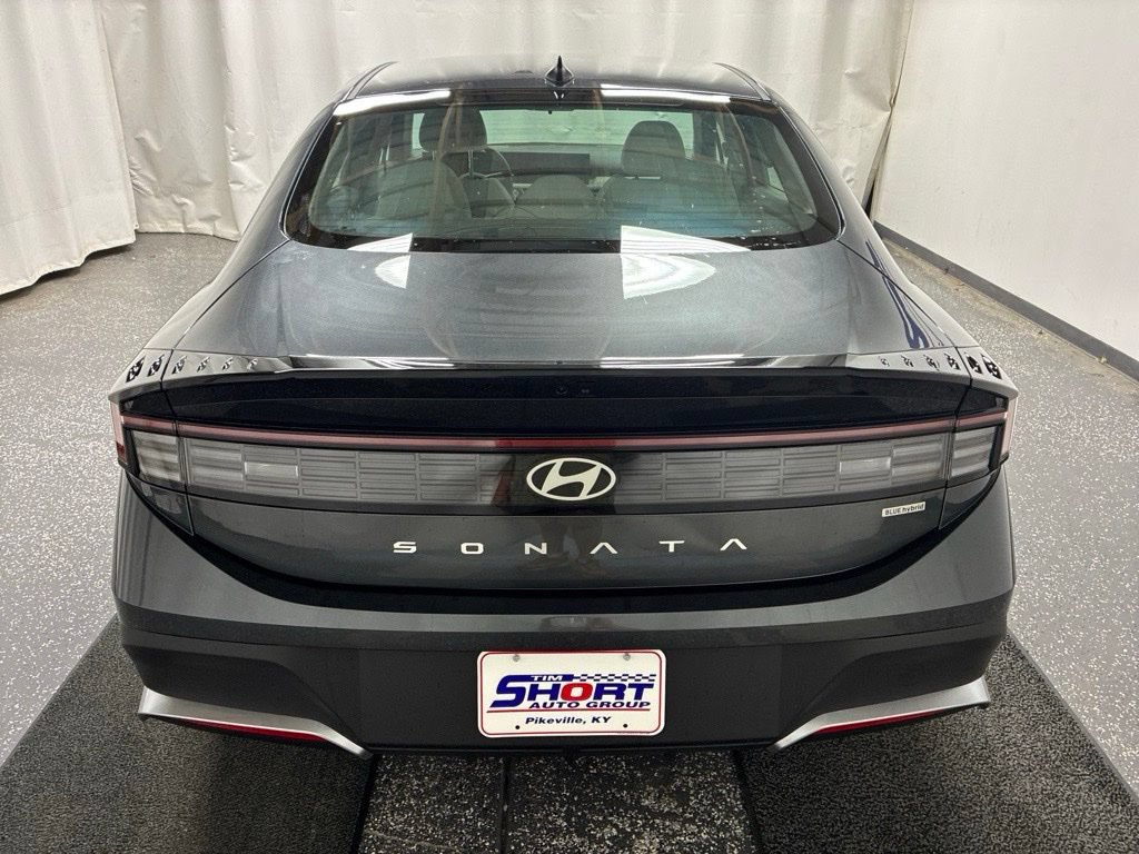 New 2026 Hyundai Sonata Blue FWD image 5