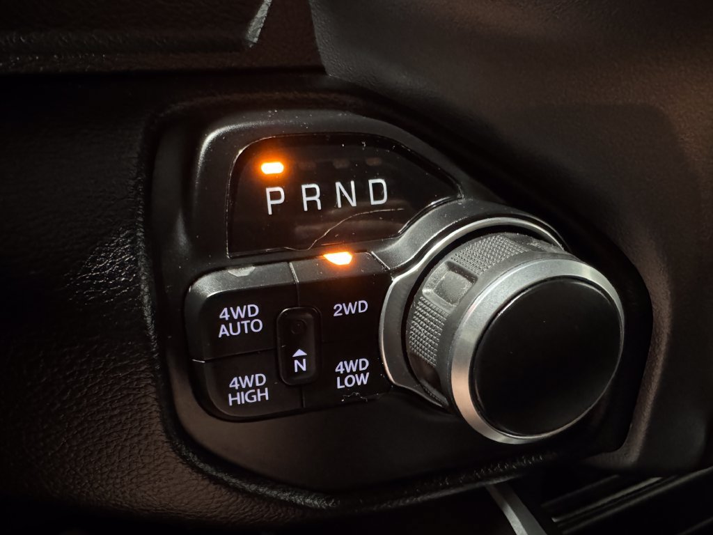 Used 2020 RAM 1500 Big Horn AWD/4WD image 39