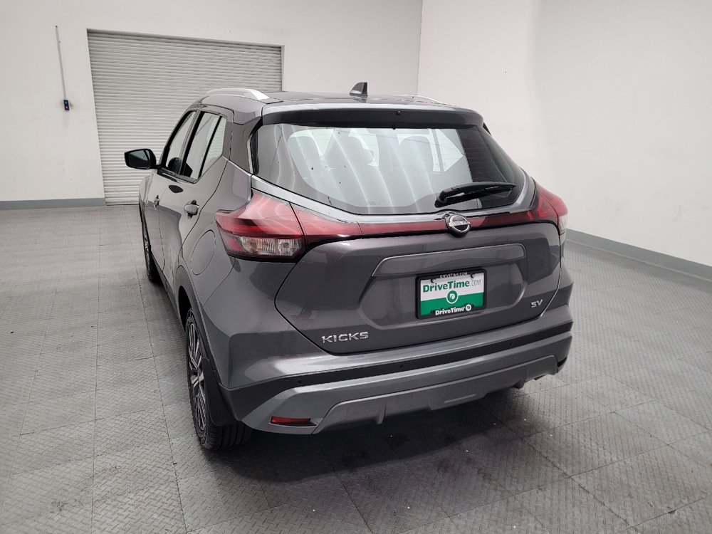 Used 2024 Nissan Kicks SV FWD image 6