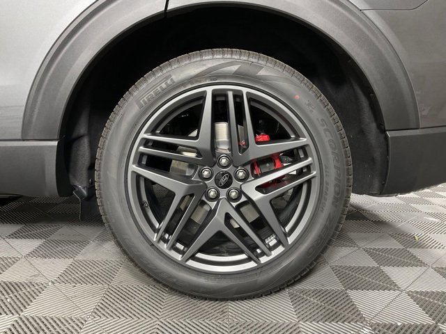 New 2026 Ford Explorer ST w/ Sun And Sound Package image 11