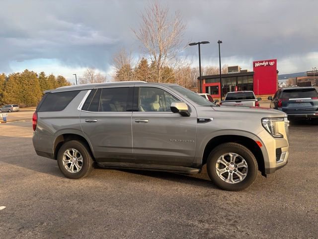 Used 2023 GMC Yukon SLE w/ LPO, Floor Liner Package image 5