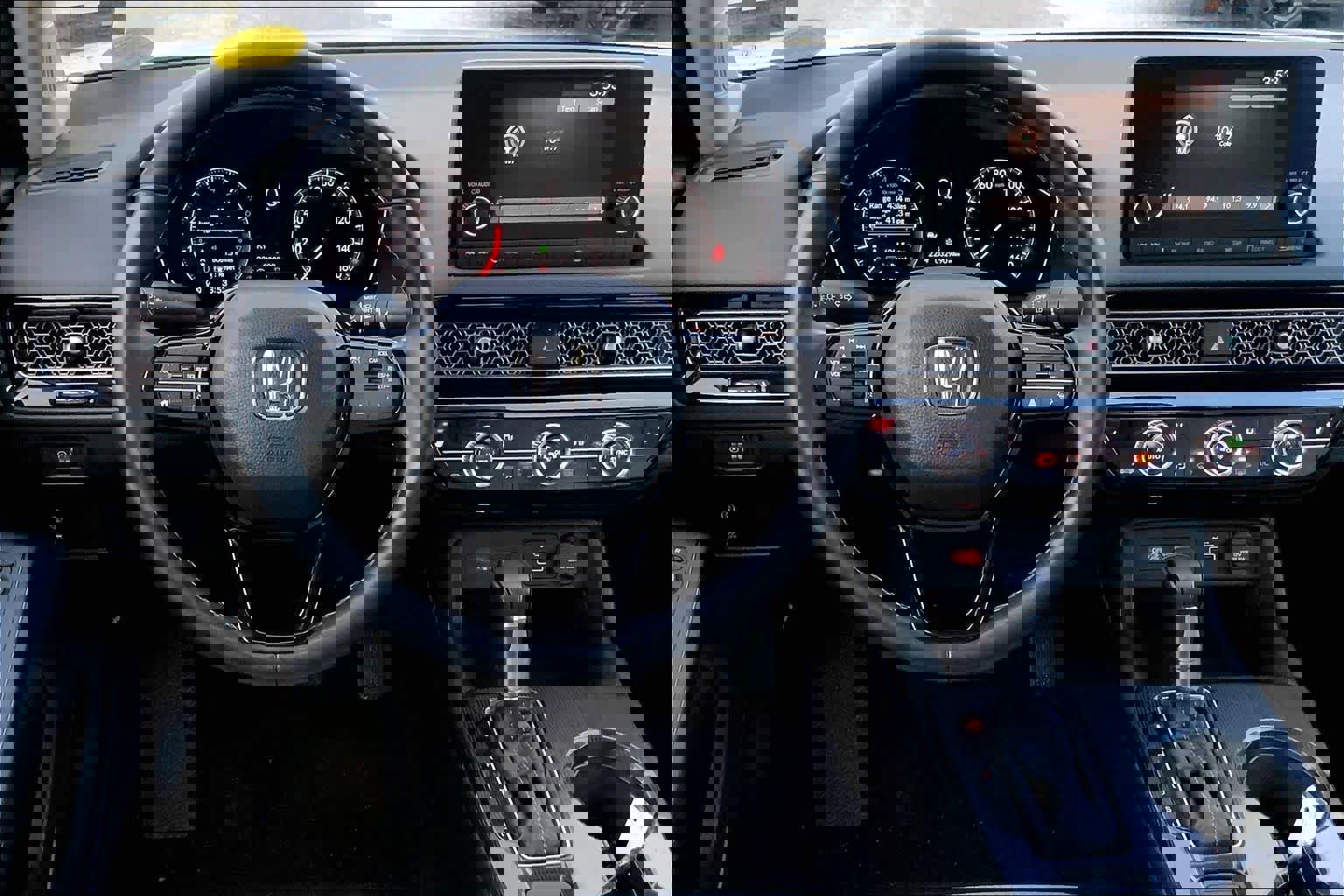 Used 2022 Honda Civic EX image 5