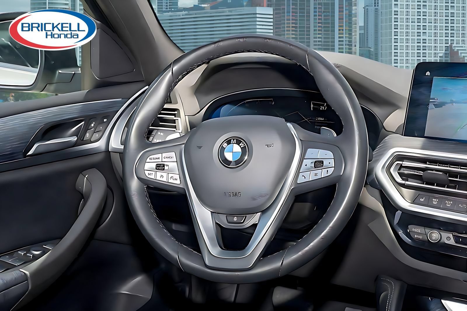 Used 2025 BMW X4 xDrive30i AWD/4WD image 22