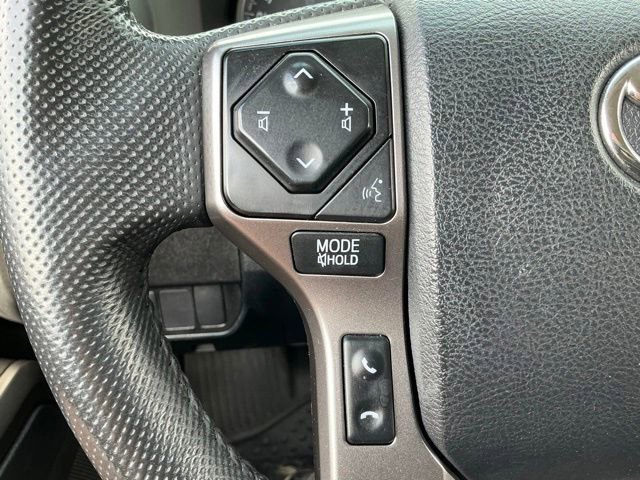 Used 2022 Toyota Tacoma SR5 w/ Technology Package AWD/4WD image 24